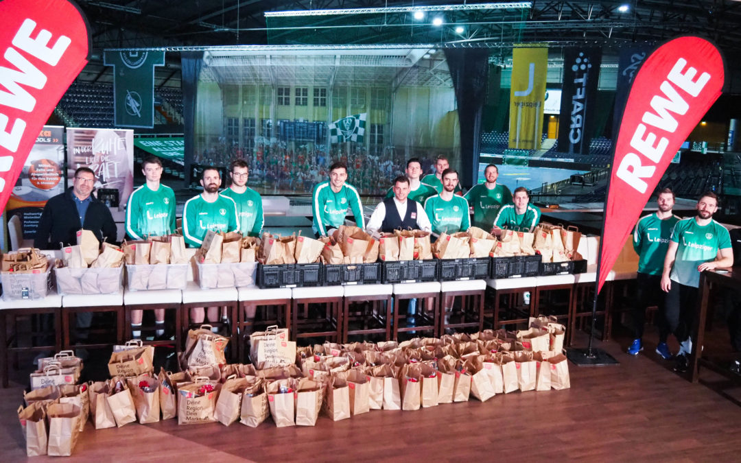DHfK-Handballer mit zahlreichen Weihnachtsaktionen für Fans, Kinder und Bedürftige